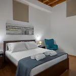 Apartament Rustic Self-inn