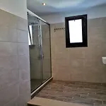 Rustic Self-inn Apartament Rhodes City