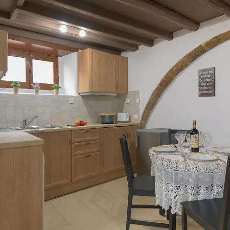 דירה Rustic Self-inn *