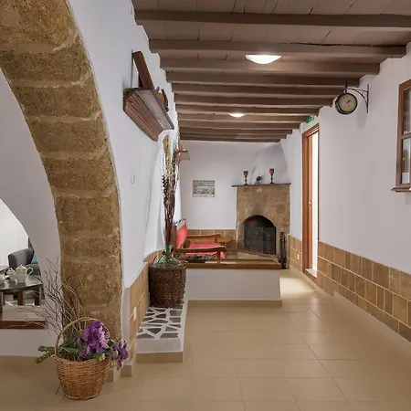 דירה Rustic Self-inn