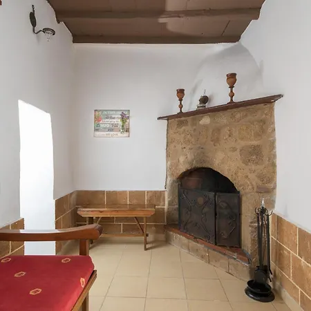 Rustic Self-inn Родос